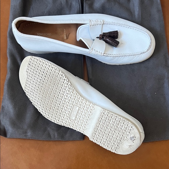 Tom Ford Cream Leather Tassel Loafers - Picture 3 of 6